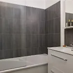 Hotel Zenitude Bordeaux - *